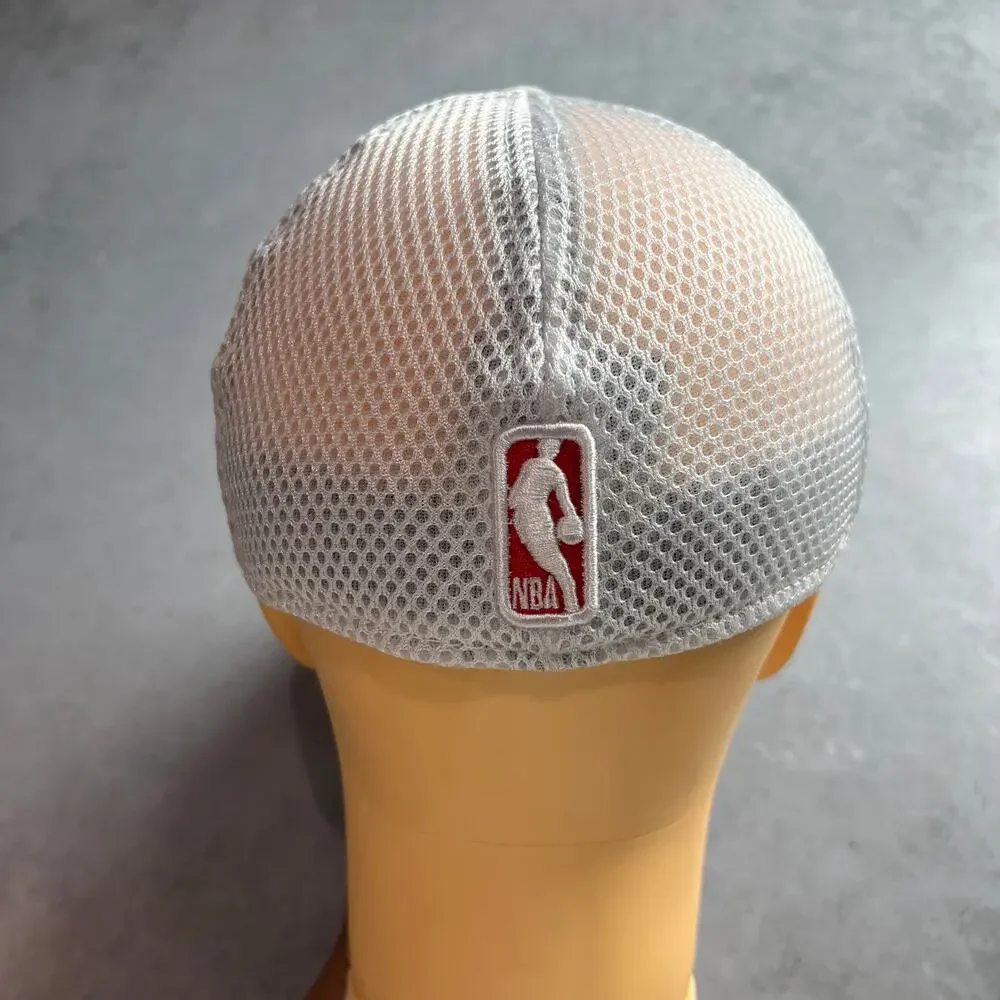 Houston Rockets New Era Mesh Back 39Thirty Hat Size Medium-Large White Cap NWT